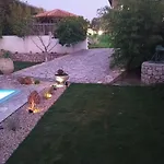 Oasis House In Filerimos * Jaliszósz