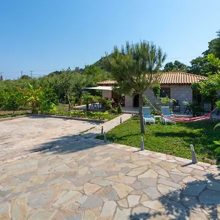 Oasis House In Filerimos