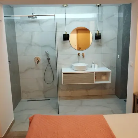 Oasis House In Filerimos Летний дом *